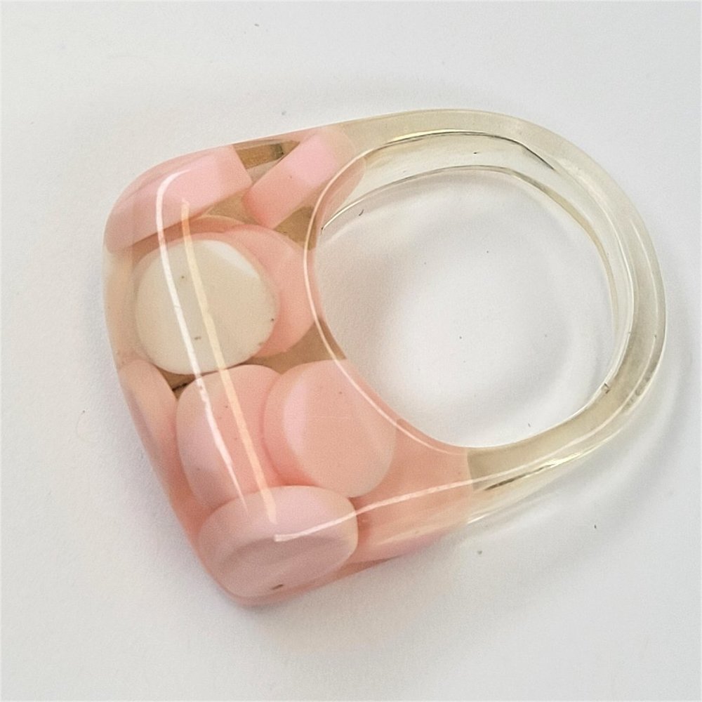 Lucite Resin Rings Pink and White Pill Beads See Through Rectangular Ring